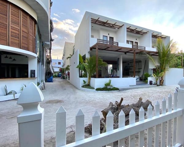 Ukulhas guesthouses side-by-side